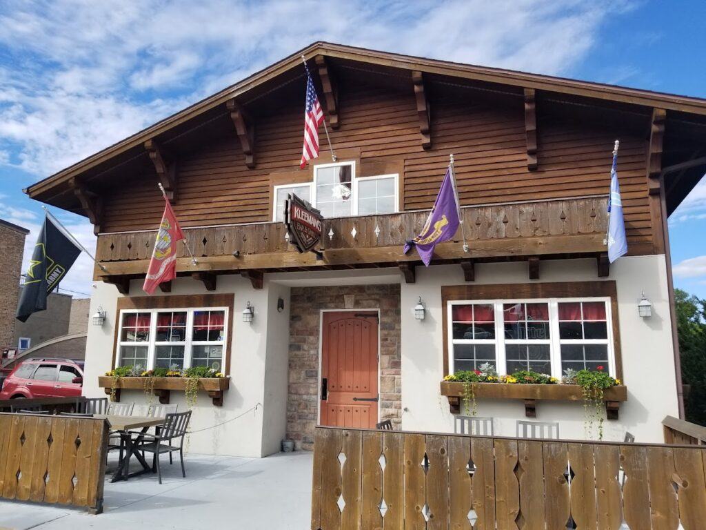 Kleeman’s Bar and Grill