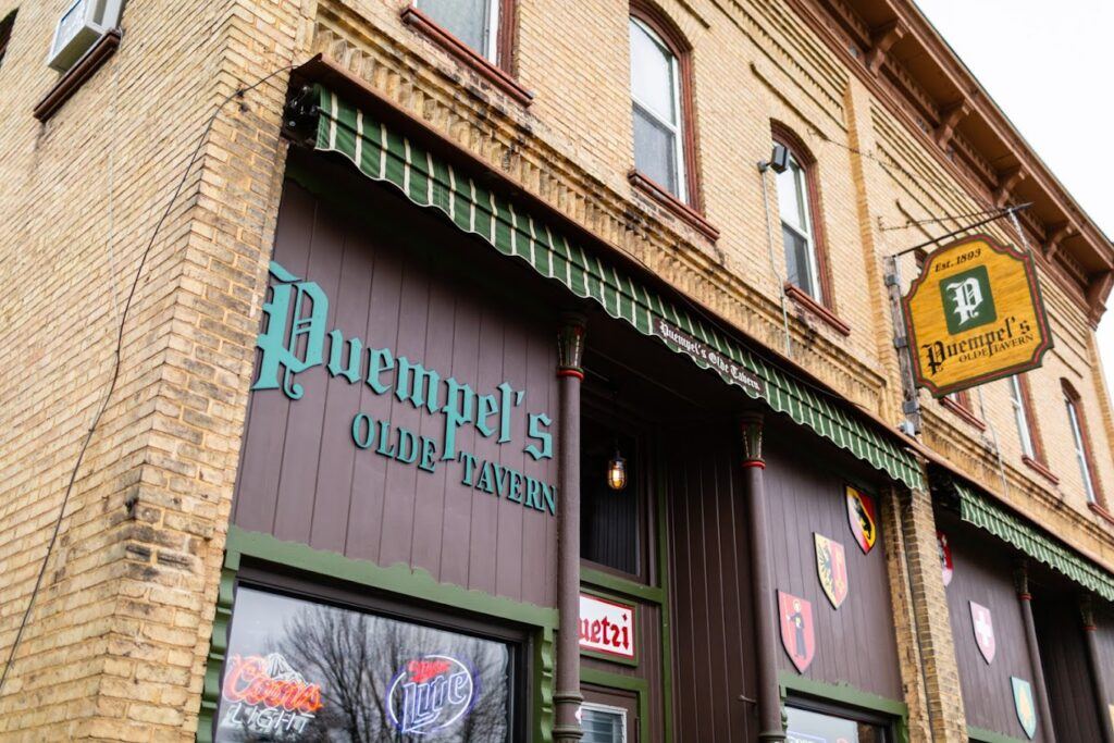Puempel’s Olde Tavern